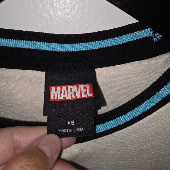 BoxLunch - Crewneck - Size X-Small - Picture 4 of 7